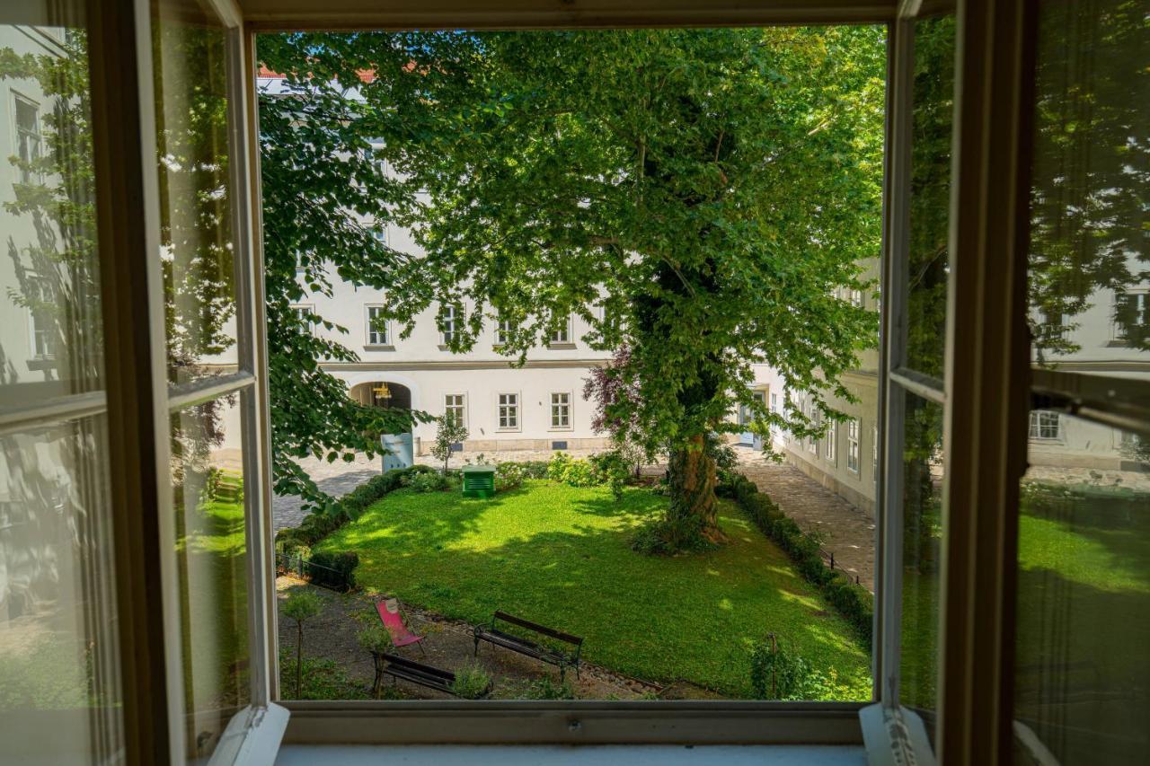 Vienna Residence, Am Heumarkt - Stadtpark Bagian luar foto